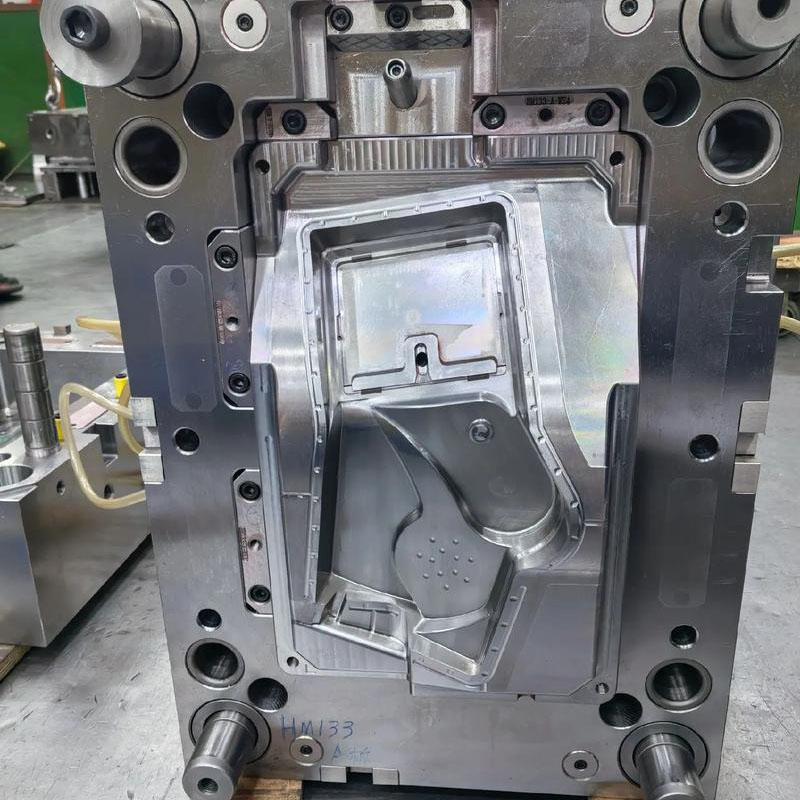 Anvendelsen af ​​sprøjtestøbeindsatser